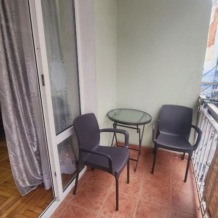 Apartment On 26 May Str Batumi Zewnętrze zdjęcie