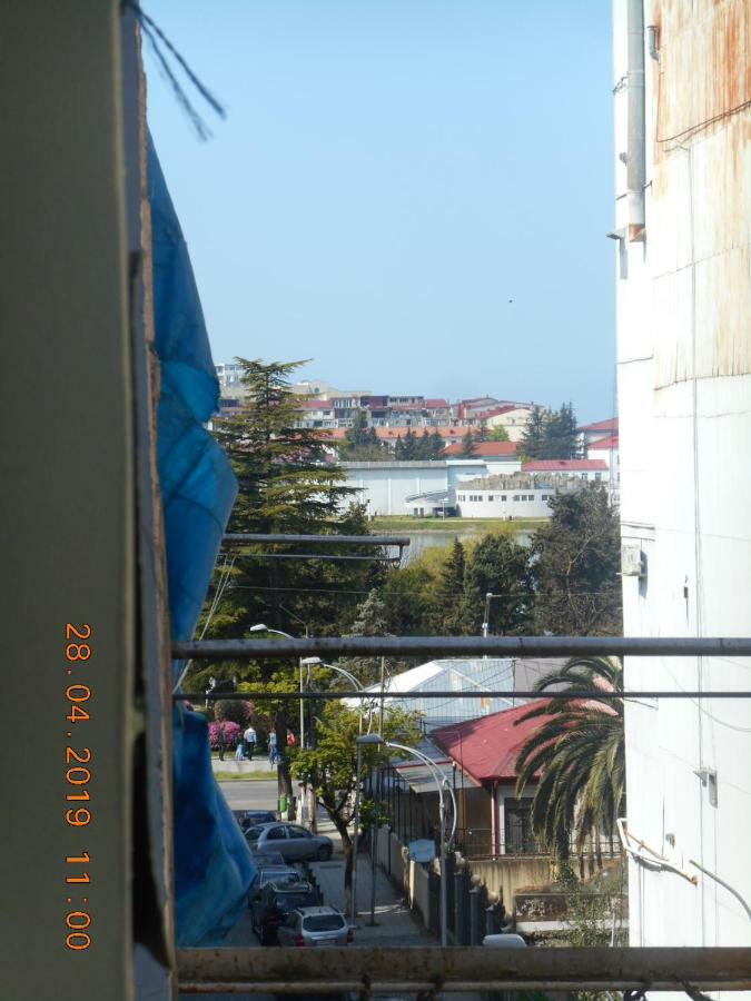 Apartment On 26 May Str Batumi Zewnętrze zdjęcie